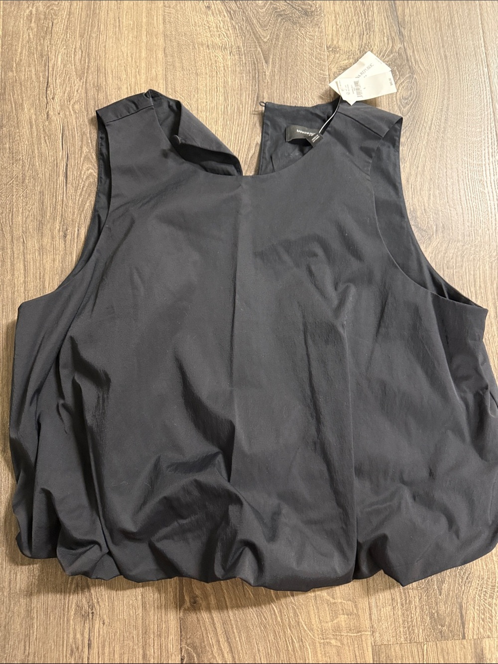 Banana Republic Black Sleeveless Bubble-Hem Tank Top